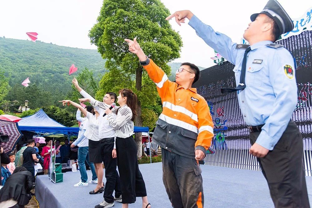 蘇州通錦應(yīng)邀參加高新區(qū)“我要廉、我要臉”百人廉潔文化宣傳活動